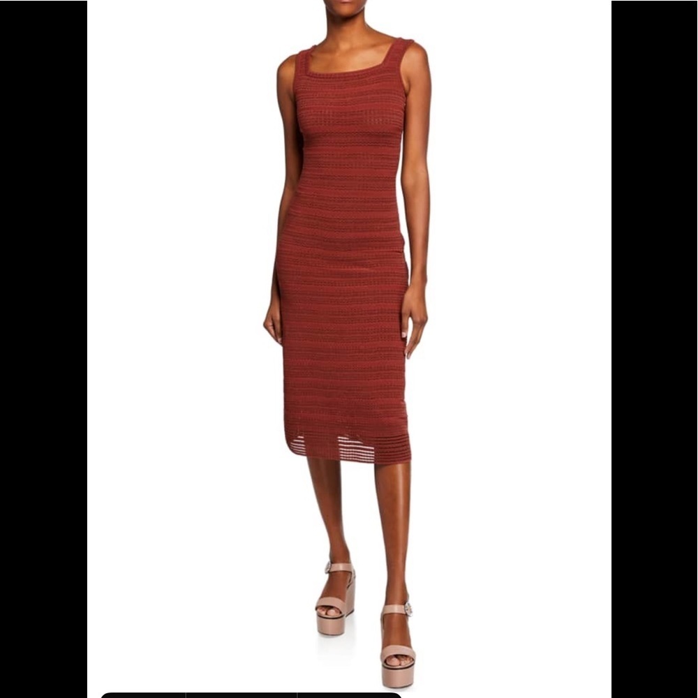 NWOT ALAIA
Sleeveless Fitted Ribbed Midi Dress